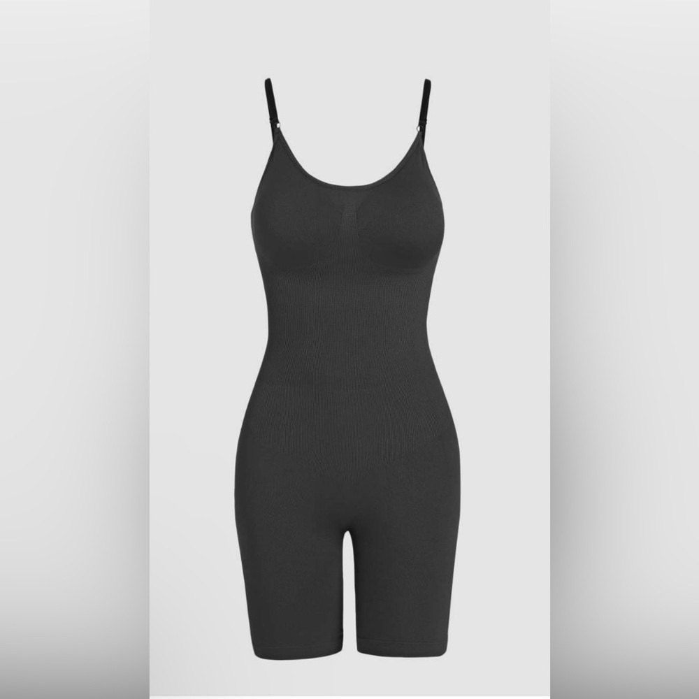💥CIDER Scoop Neckline Back Shapewear Bodysuit💥 NWT